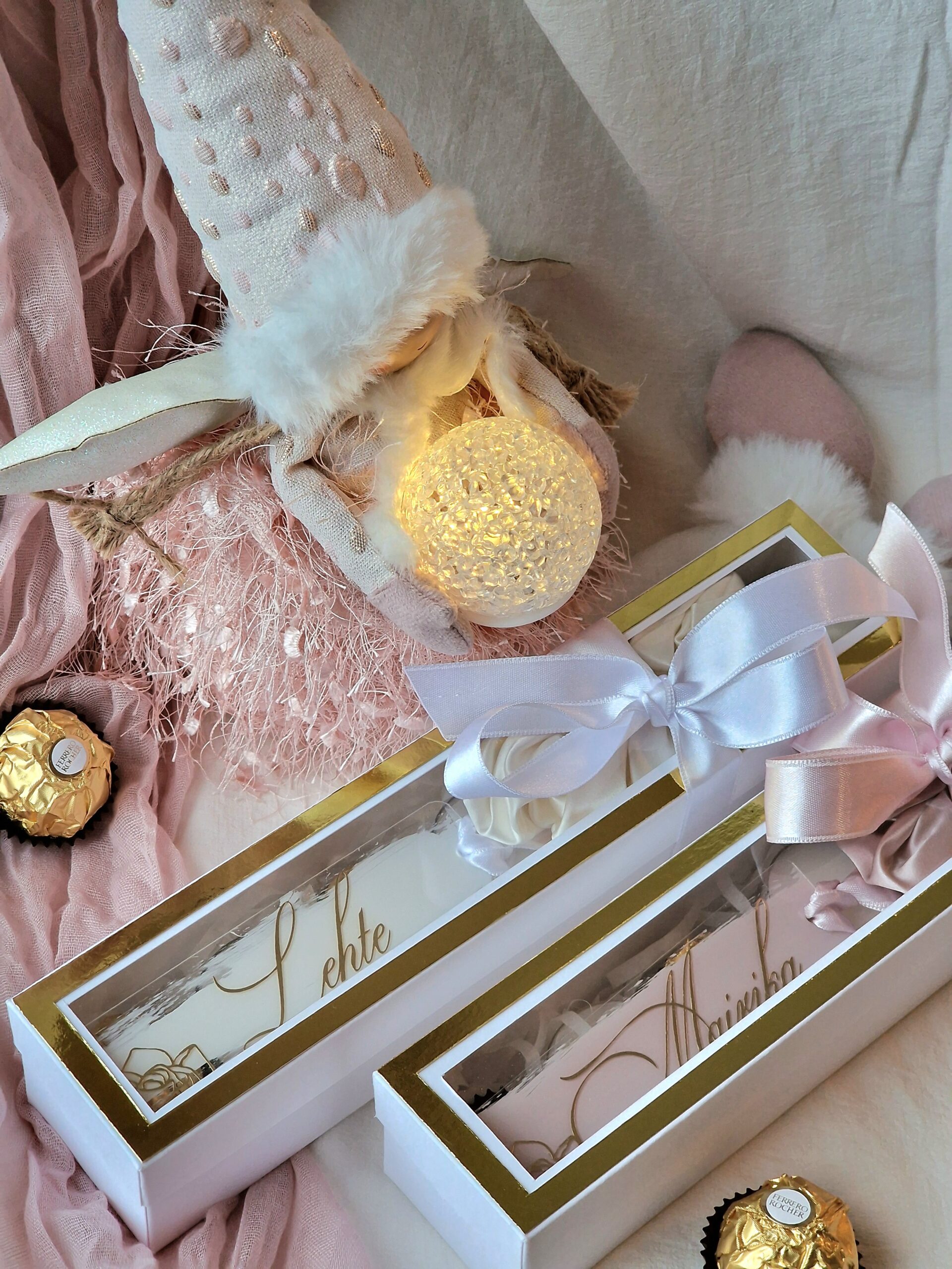 Kingiidee naisele (roosa/valge) - Image 2