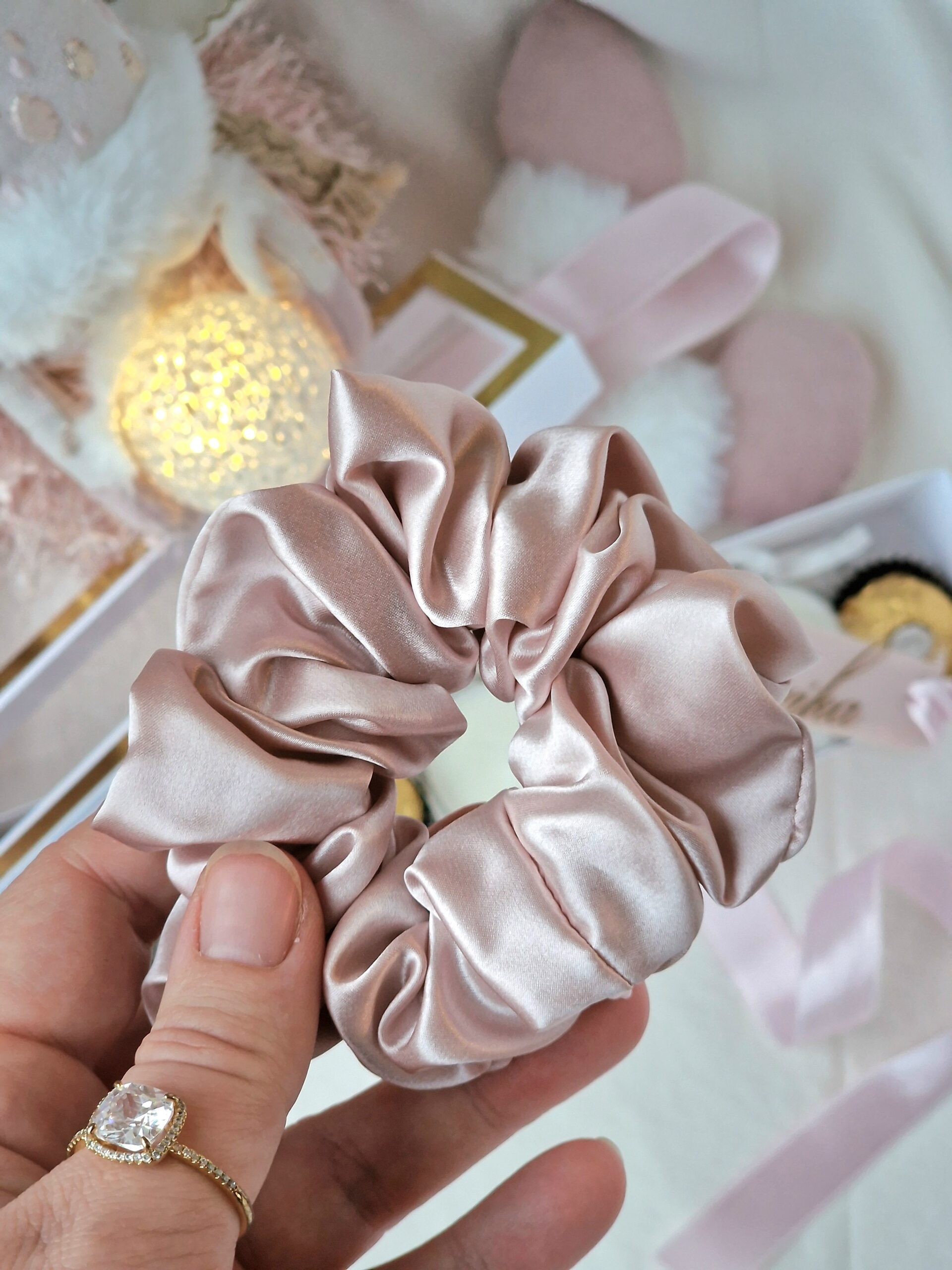 Kingiidee naisele (roosa/valge) - Image 12